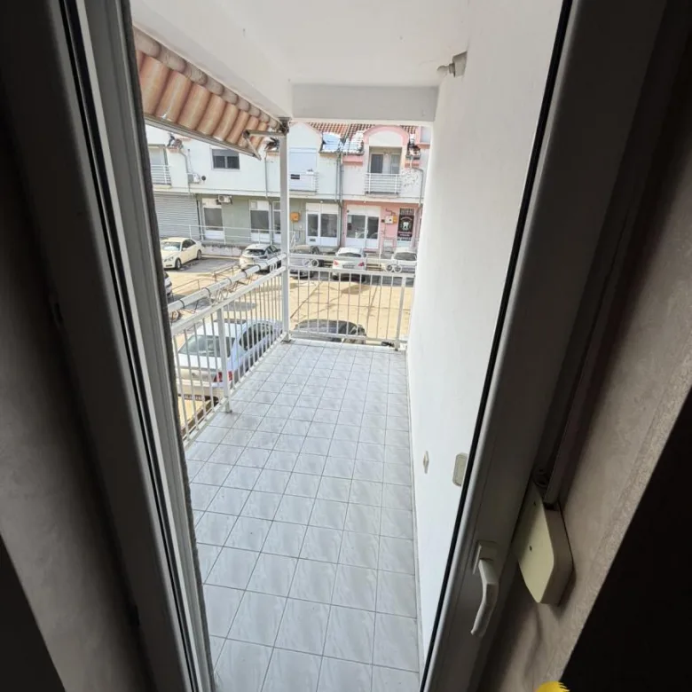 Četvorosoban stan na prodaju, Centar, Inđija, 94m², 154.500 €