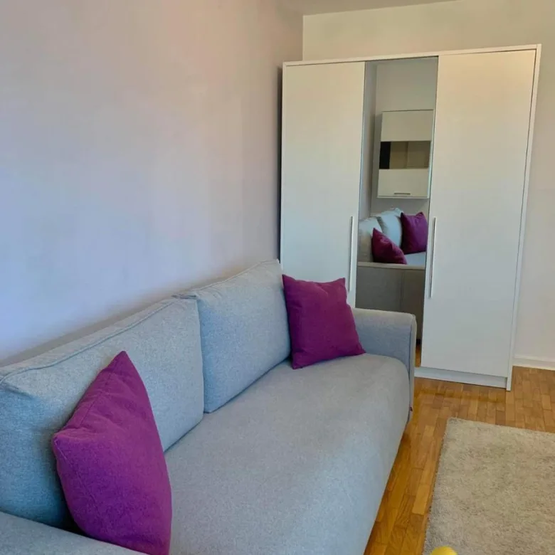 Četvorosoban stan na prodaju, Grbavica, Novi Sad, 79m², 250.000 €
