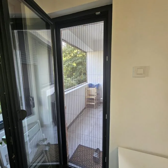 Trosoban stan na prodaju, Pašino Brdo, Beograd, 71m², 269.900 €