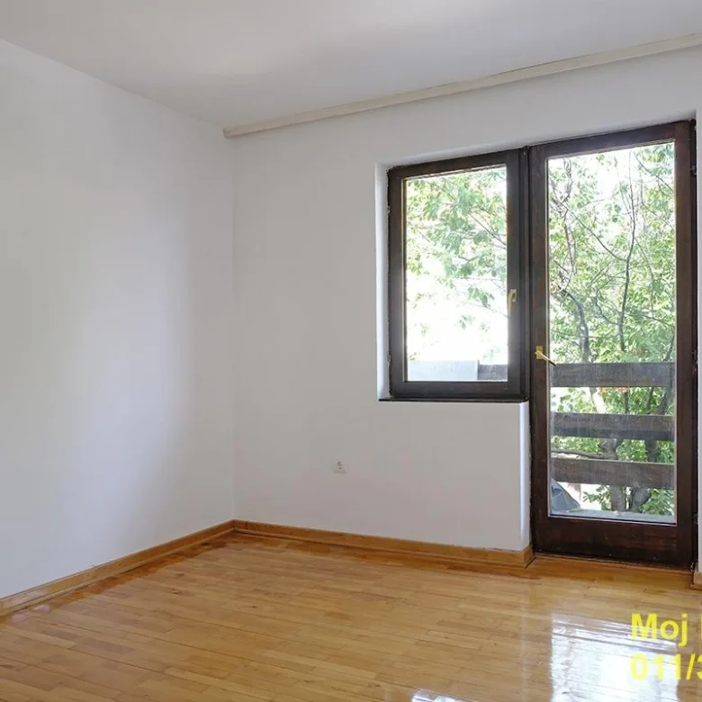 Lokal Izdavanje Beograd Kalvarija 160 m2