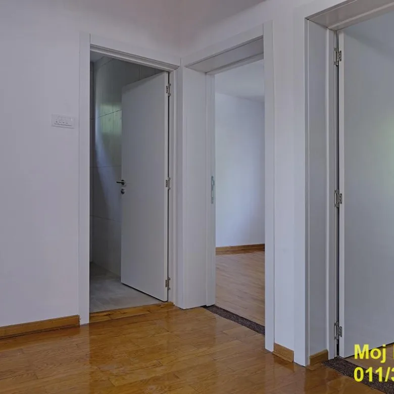 Lokal Izdavanje Beograd Kalvarija 160 m2