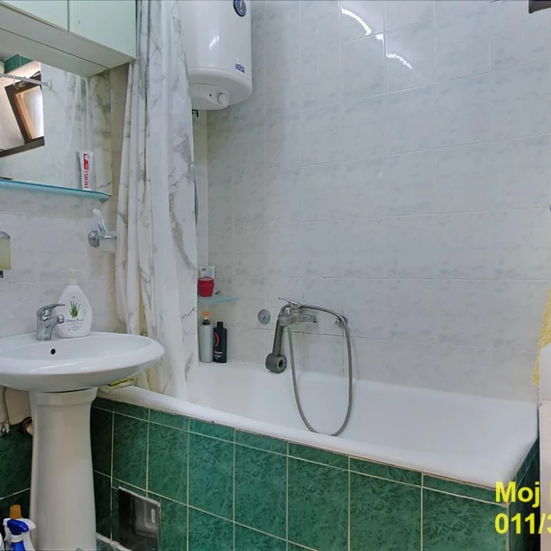Četvorosoban stan na prodaju, Karaburma, Beograd, 87m², Visoko prizemlje, 235.000 €