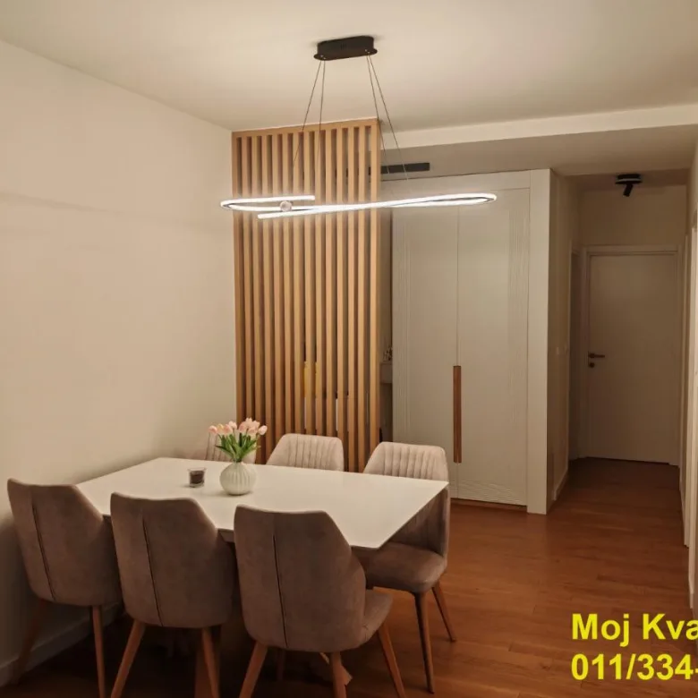 Stan Prodaja Beograd Vidikovac 82 m2