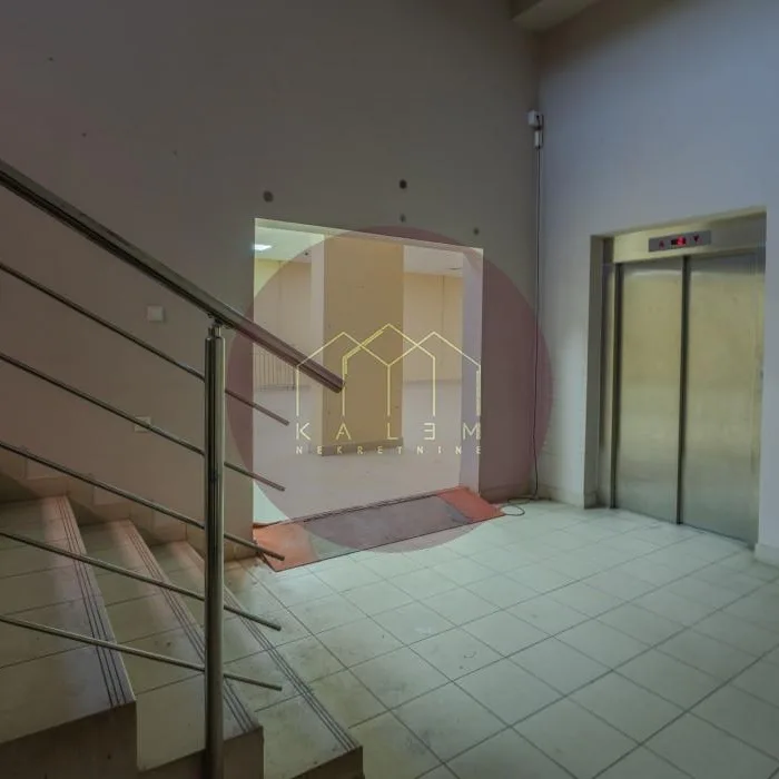 Lokal na prodaju, Konjarnik, Beograd, 1195m², 1.400.000 €