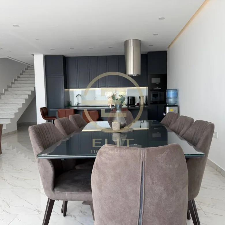 Kuća na prodaju, Sremska Kamenica, Novi Sad, 173m², 545.000 €