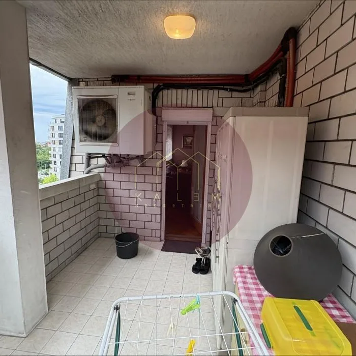 Petosoban stan na prodaju, Banovo Brdo, Beograd, 140m², 367.000 €