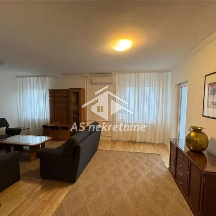 Stan Izdavanje Beograd Dedinje 120 m2