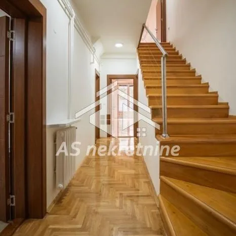 Kuća na prodaju, Mirijevo, Beograd, 252m², 360.000 €