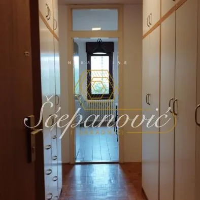 Dvosoban stan na prodaju, Bulevar Oslobođenja, Novi Sad, 54m², 5. sprat, 165.000 €