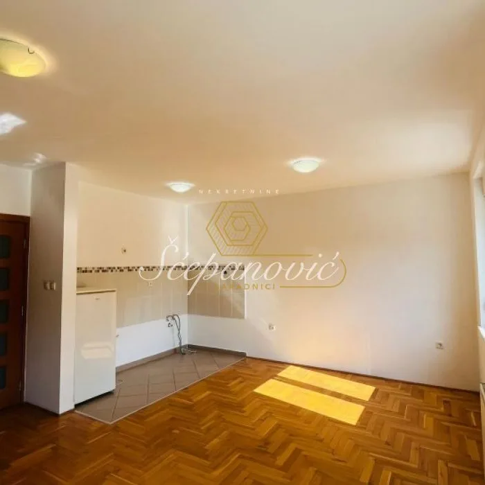 Trosoban stan na prodaju, Nova Detelinara, Novi Sad, 67m², 190.000 €