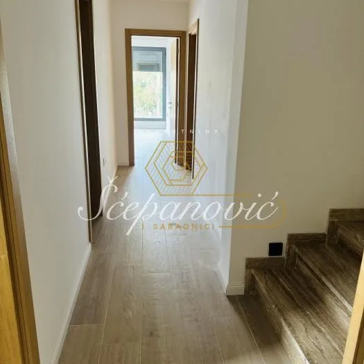 Petosoban stan za izdavanje, Popovica, Novi Sad, 181m², 2.500 €/mes