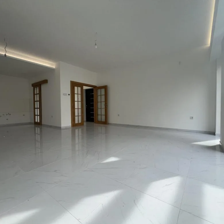 Kuća Prodaja Novi Sad Popovica 181 m2