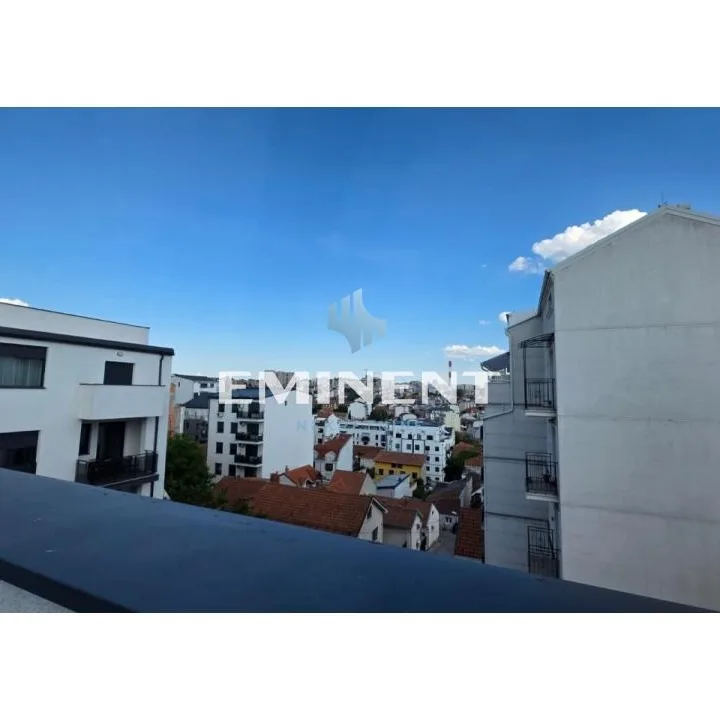 Trosoban stan na prodaju, Cvetkova Pijaca, Beograd, 90m², 295.000 €