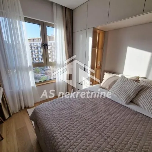Trosoban stan za izdavanje, Beograd na Vodi, Beograd, 72m², 2.500 €/mes