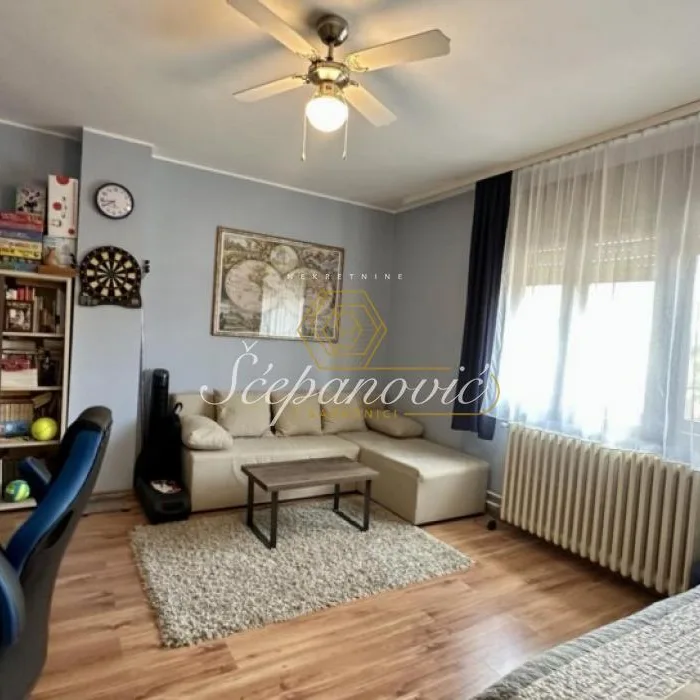 Četvorosoban stan na prodaju, Južni Telep, Novi Sad, 150m², 199.000 €