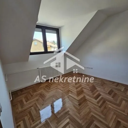 Kuća na prodaju, Mirijevo, Beograd, 252m², 360.000 €