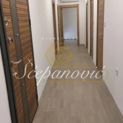Stan Prodaja Novi Sad Alibegovac 78 m2