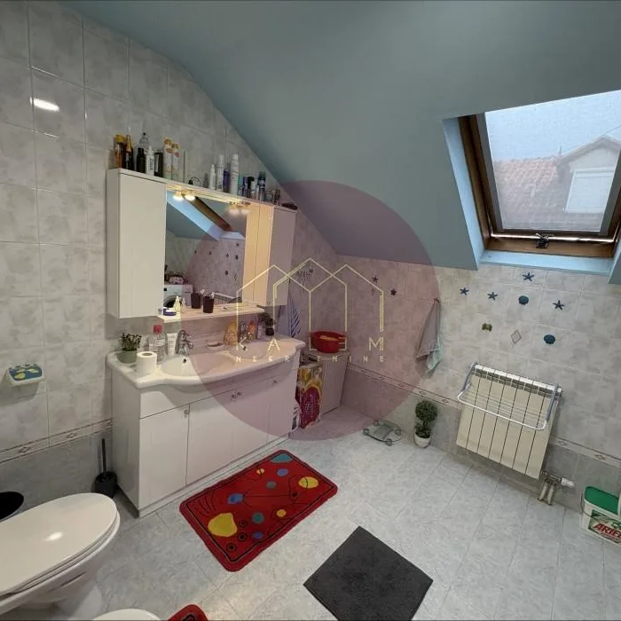 Petosoban stan na prodaju, Banovo Brdo, Beograd, 140m², 367.000 €