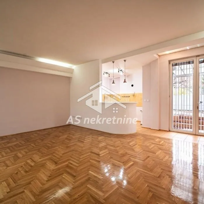 Kuća Prodaja Beograd Mirijevo 252 m2