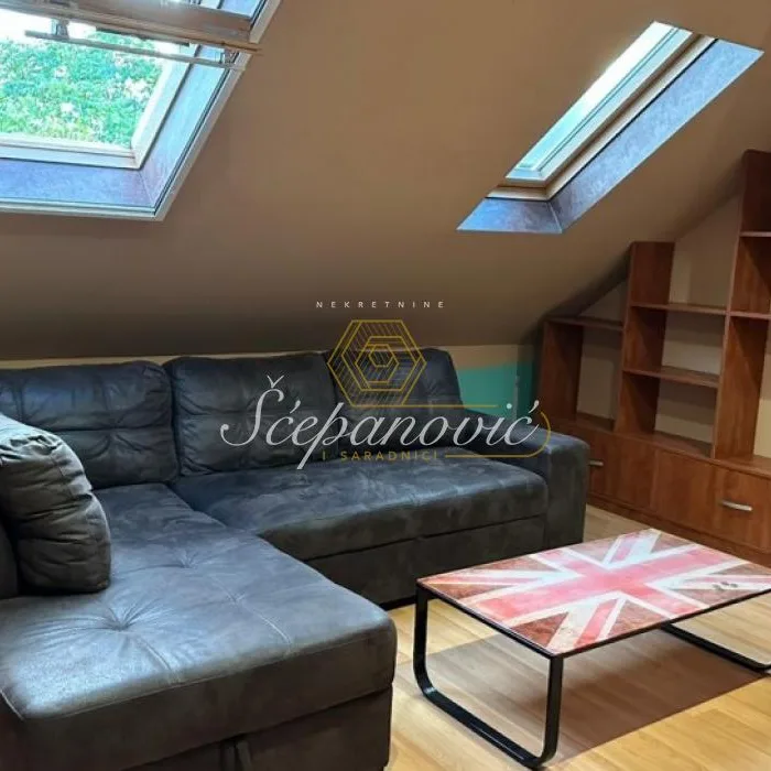 Petosoban stan na prodaju, Temerin – Centar, Temerin, 193m², 170.000 €