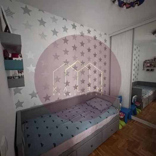 Trosoban stan na prodaju, Vojvode Vlahovića, Beograd, 70m², 205.000 €