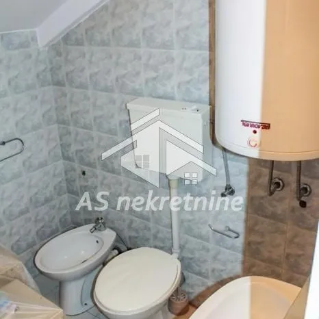 Trosoban stan za izdavanje, Voždovačka Crkva, Beograd, 81m², 750 €/mes