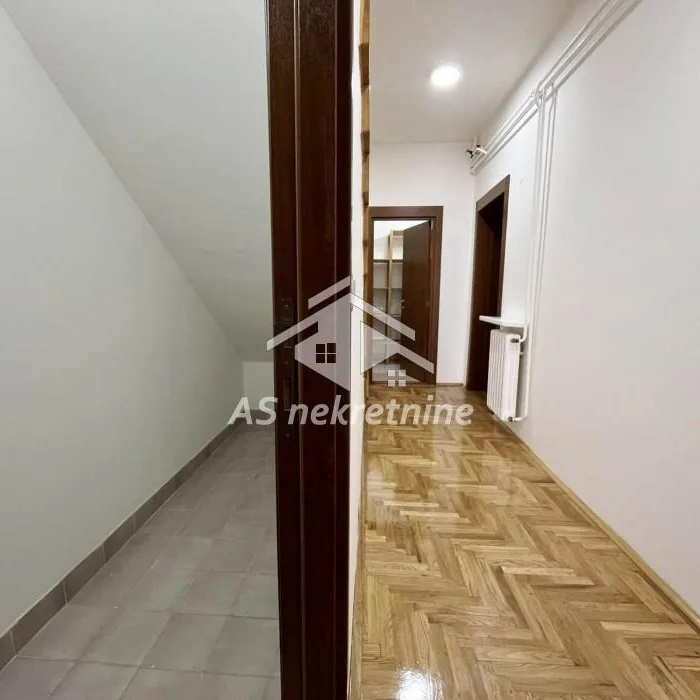 Kuća na prodaju, Mirijevo, Beograd, 252m², 360.000 €