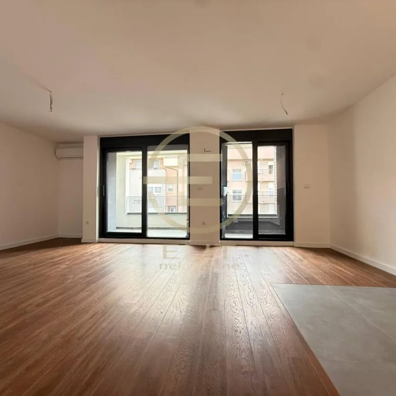 Stan Prodaja Novi Sad  136 m2