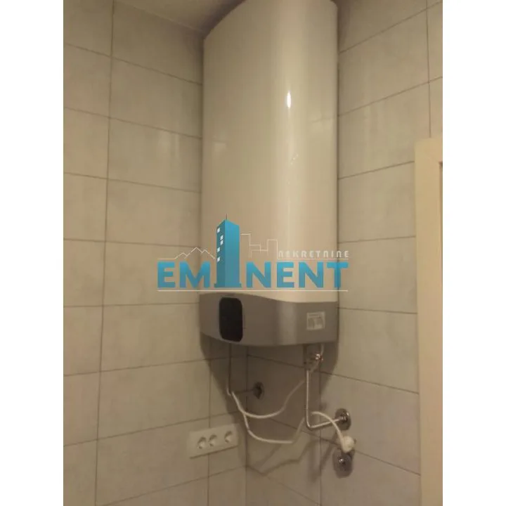 Trosoban stan za izdavanje, Crveni Krst, Beograd, 57m², 800 €/mes