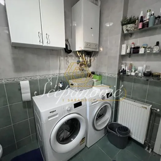 Trosoban stan na prodaju, Petrovaradin, Novi Sad, 75m², 199.000 €