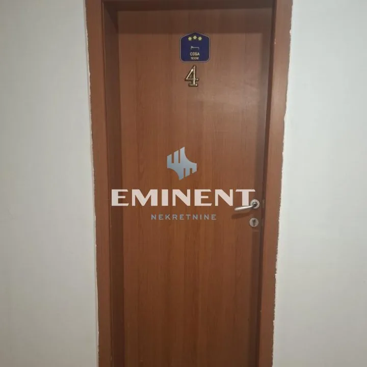 Lokal za izdavanje, Ledine, Beograd, 350m², 4.000 €/mes