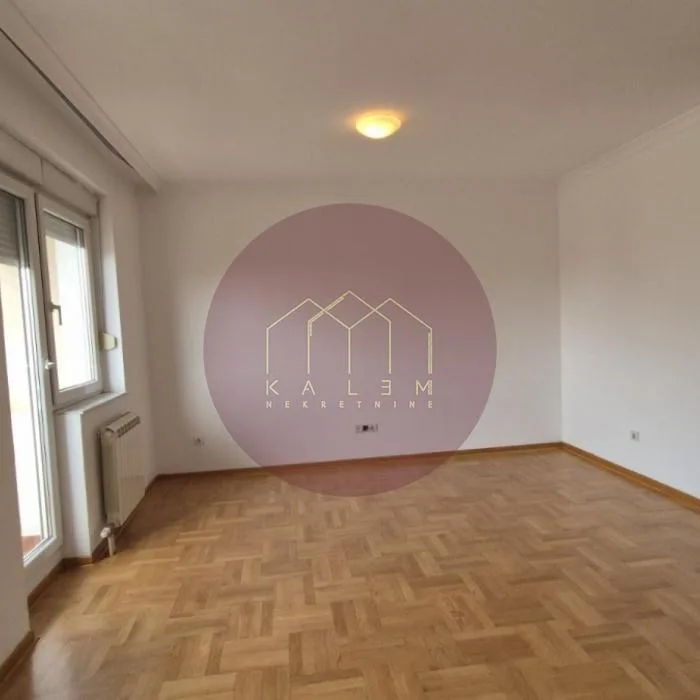 Stan Izdavanje Beograd Lekino Brdo 108 m2