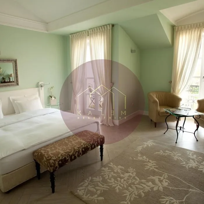 Lokal na prodaju, Centar, Vrnjačka Banja, 288m², 2.000.000 €
