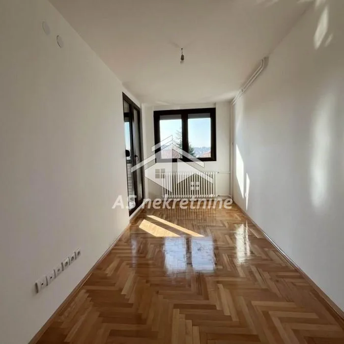 Kuća na prodaju, Mirijevo, Beograd, 252m², 360.000 €