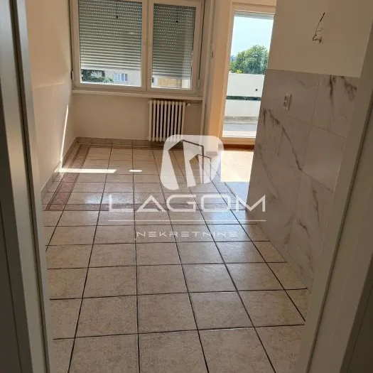 Četvorosoban stan na prodaju, Voždovačka Crkva, Beograd, 118m², 399.000 €