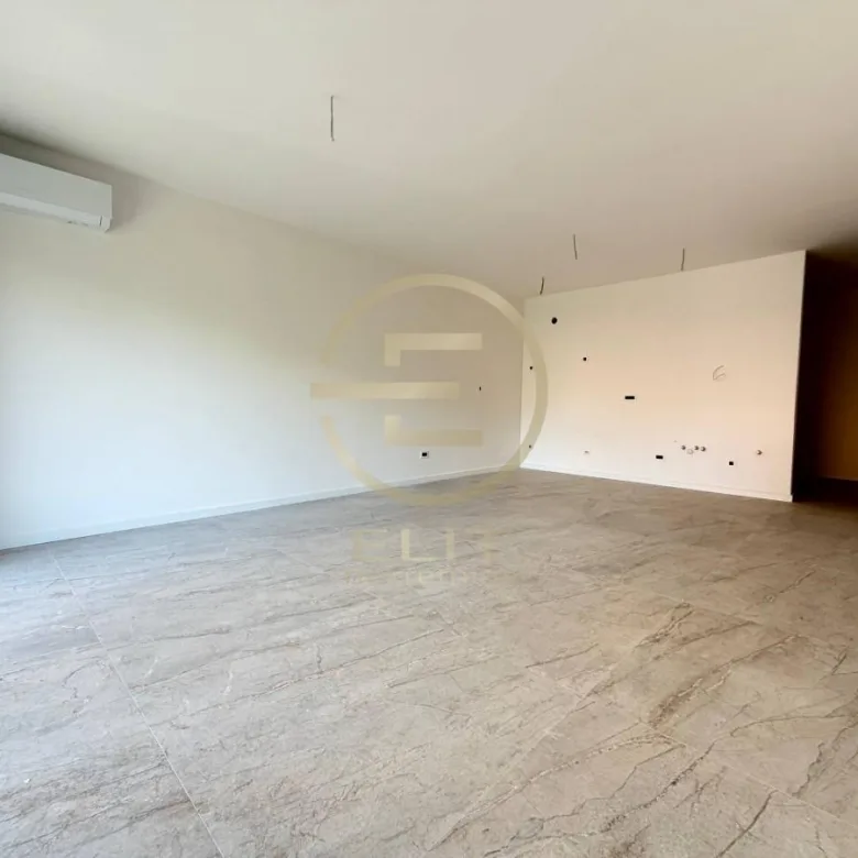 Stan Prodaja Novi Sad  120 m2