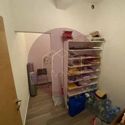 Trosoban stan na prodaju, Zaplanjska, Beograd, 125m², 310.000 €