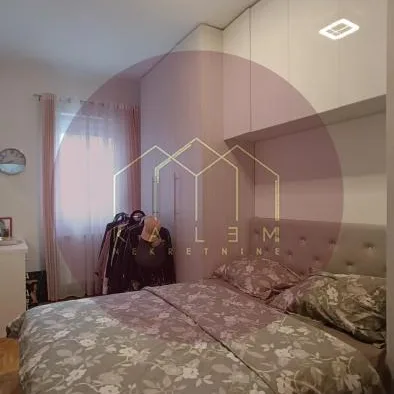 Trosoban stan na prodaju, Vojvode Vlahovića, Beograd, 70m², 205.000 €