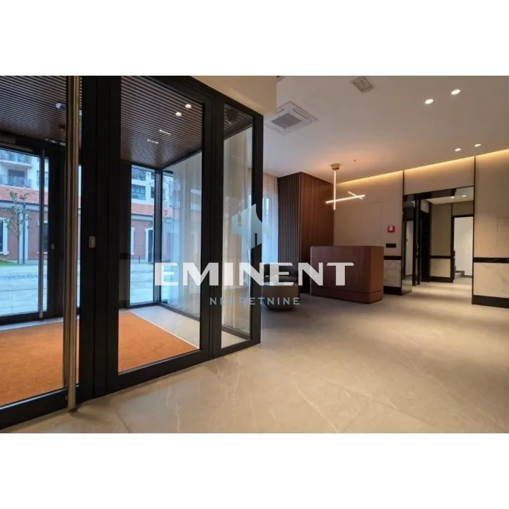 Trosoban stan na prodaju, Crveni Krst, Beograd, 94m², 554.600 €
