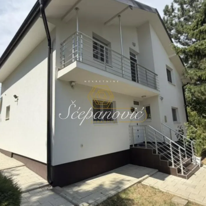 Kuća Prodaja Novi Sad Alibegovac 212 m2