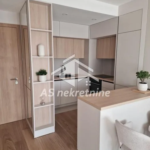 Trosoban stan za izdavanje, Beograd na Vodi, Beograd, 72m², 2.500 €/mes