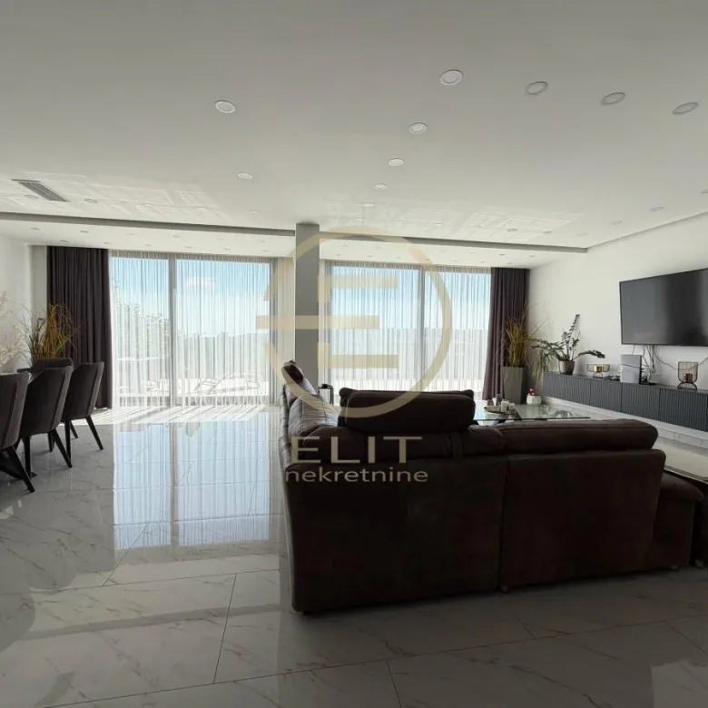 Kuća na prodaju, Sremska Kamenica, Novi Sad, 173m², 545.000 €