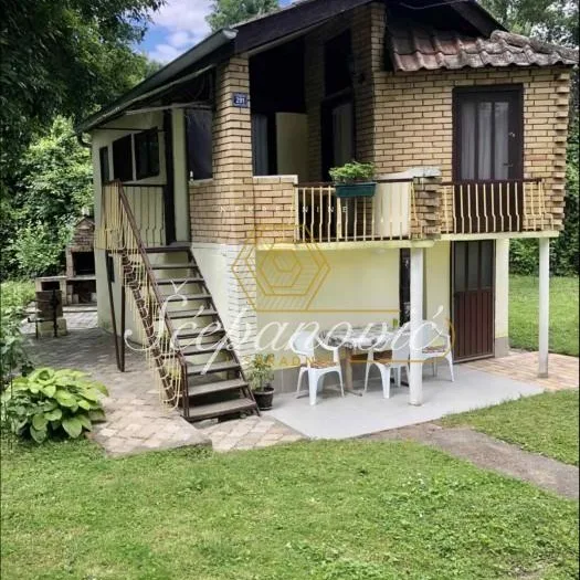 Kuća Prodaja Novi Sad  32 m2