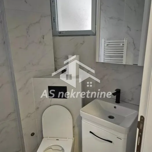 Četvorosoban stan na prodaju, Pravni Fakultet – Vračar, Beograd, 120m², 570.000 €