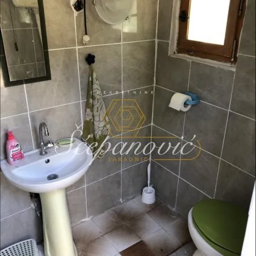 Kuća na prodaju, Kamenjar, Novi Sad, 32m², 72.000 €