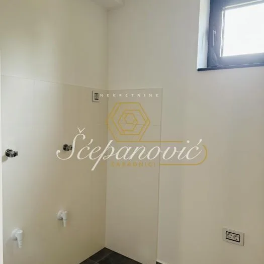 Petosoban stan za izdavanje, Popovica, Novi Sad, 181m², 2.500 €/mes
