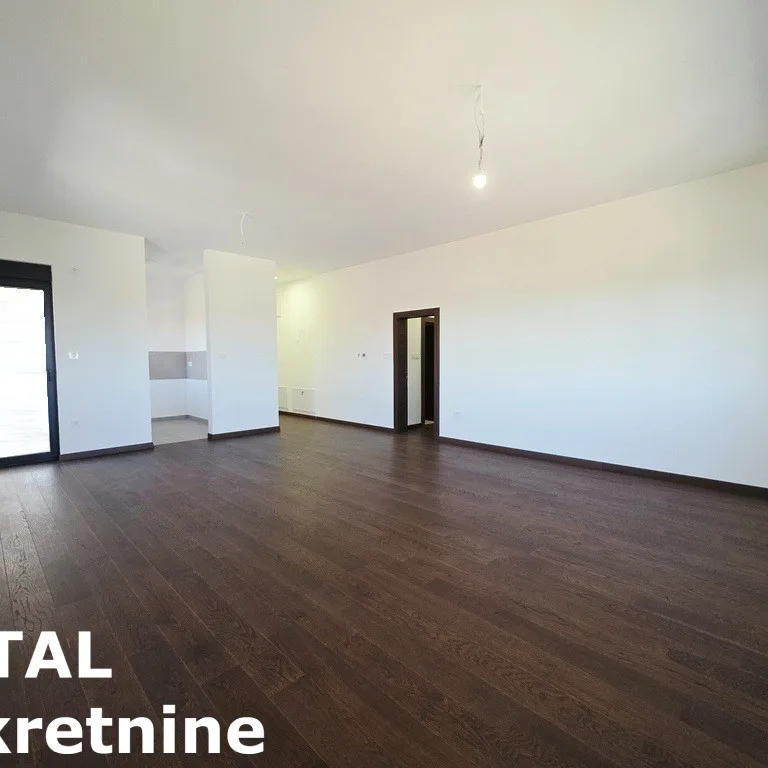 Stan Prodaja Novi Sad  125 m2