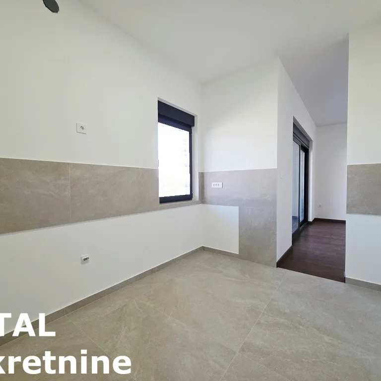 Stan Prodaja Novi Sad  154 m2