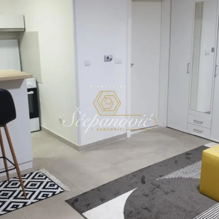 Stan Prodaja Novi Sad  24 m2