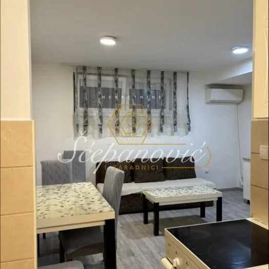 Stan Prodaja Novi Sad  38 m2